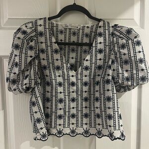 Zara Embroidered crop top